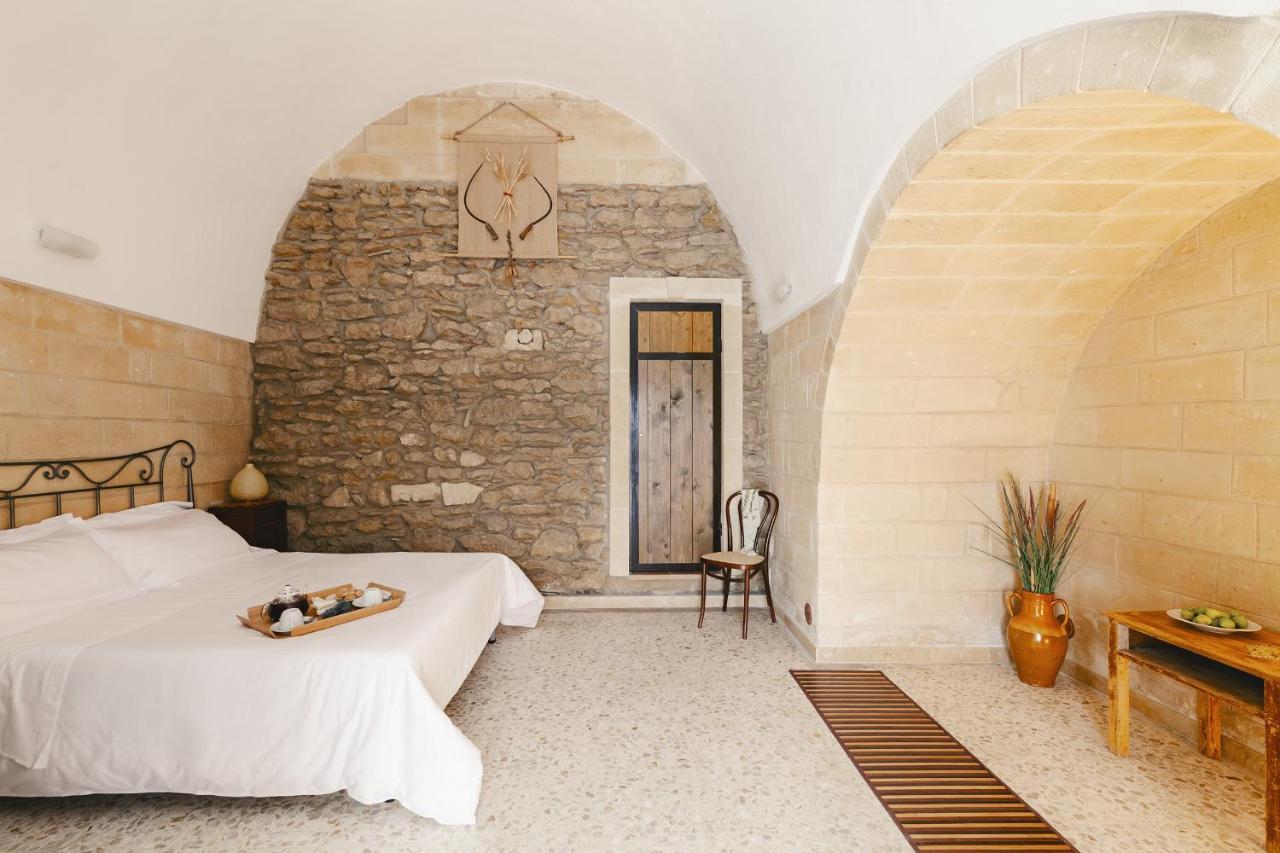 Il Borgo Ritrovato - Albergo Diffuso Montescaglioso Eksteriør billede